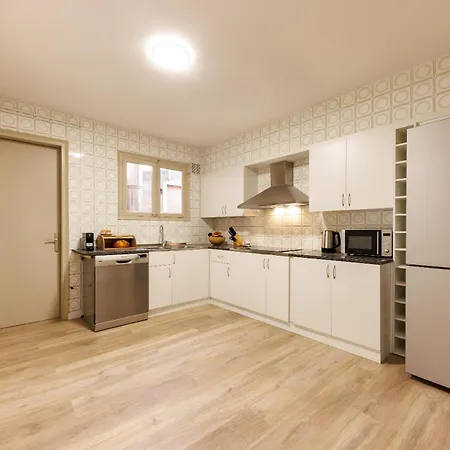Apartment Bravissimo Maragall, Very Spacious And *