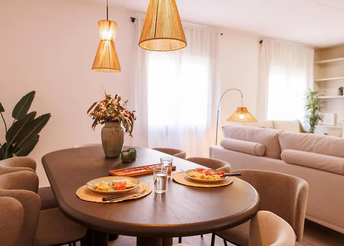 Bravissimo Maragall, Very Spacious And Lägenhet Girona