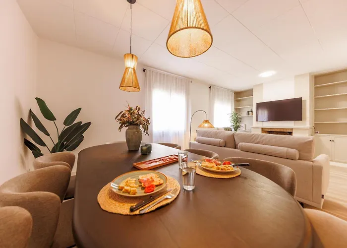 Bravissimo Maragall, Very Spacious And Lägenhet *