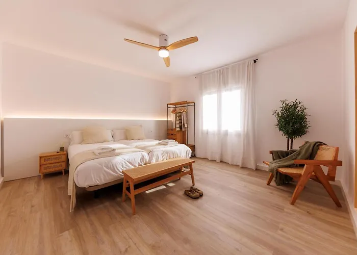 Bravissimo Maragall, Very Spacious And Lägenhet Girona